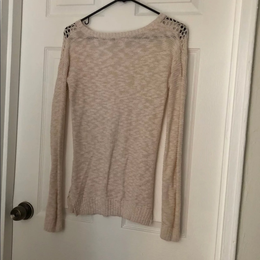 Sweater - Picture 4 of 4